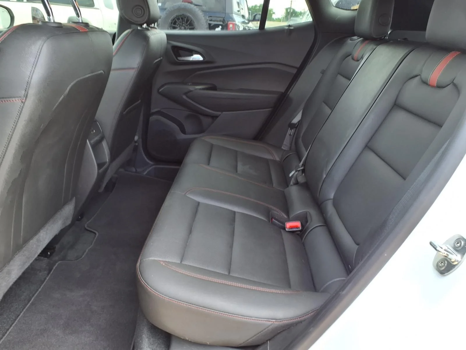 Used 2024 White Chevrolet 2RS image 19