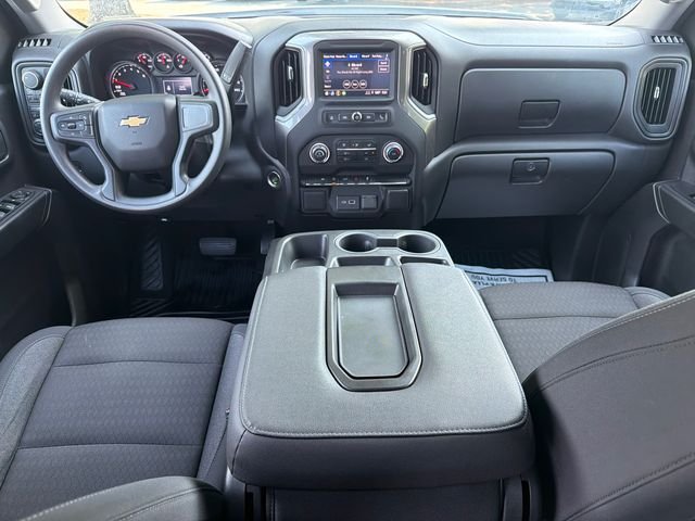 Used 2023 White Chevrolet Custom image 22