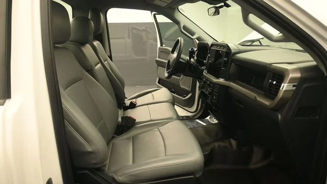 Certified Used 2024 Oxford White Ford XL image 15