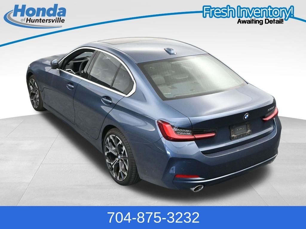 2025 BMW 3 Series 330i - Photo 17