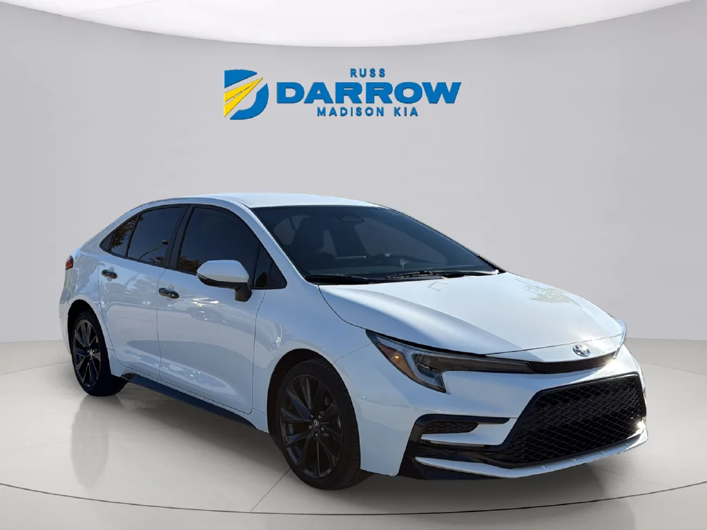 Used 2023 Ice Toyota SE image 7