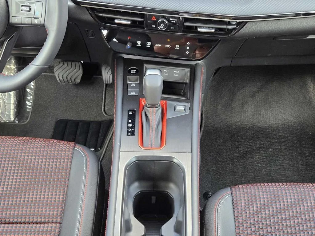 2025 Nissan Kicks SR - Photo 16