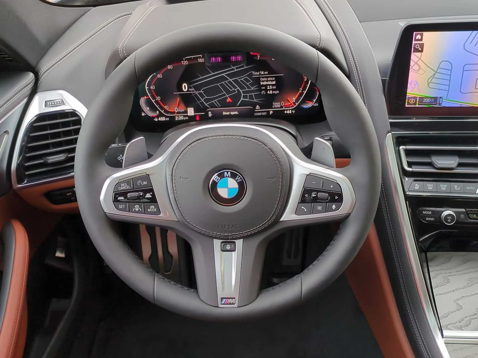 2026 BMW 8 Series 840i - Photo 24