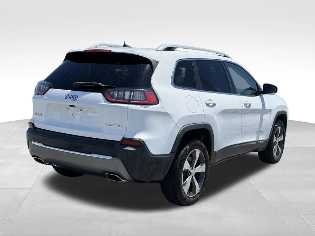 Used 2019 White Jeep Limited image 24