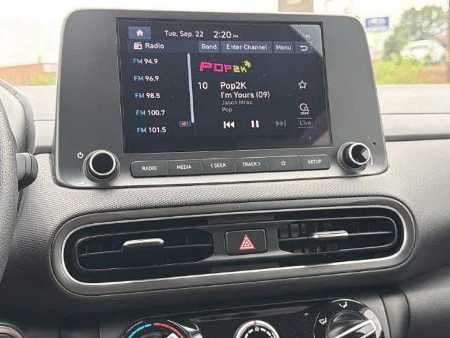 Used 2023 Silver Hyundai SEL image 19