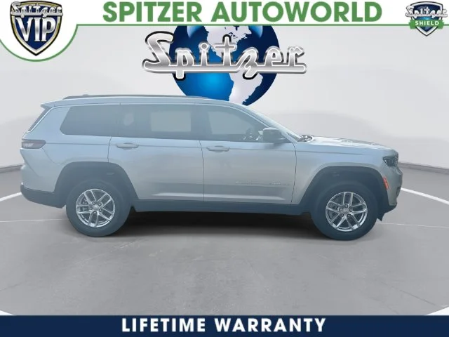 New 2026 Silver Zynith Exterior Paint Jeep Laredo image 11