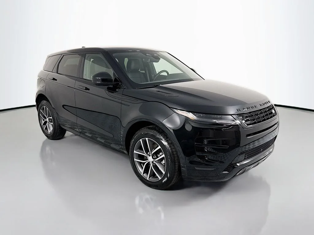 New 2025 Santorini Black Metallic Land Rover Dynamic image 3