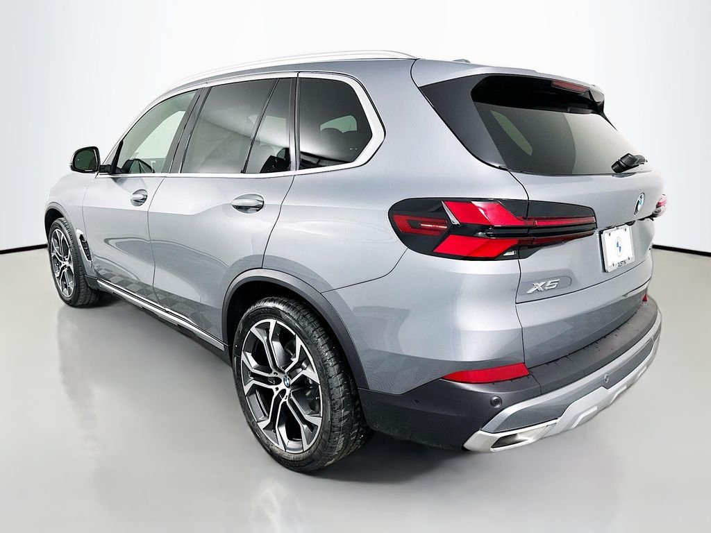 New 2026 Gray Metallic BMW xDrive40i image 7