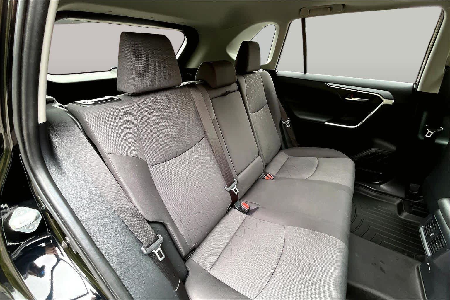 Used 2023 Midnight Black Metallic Toyota Hybrid XLE image 20