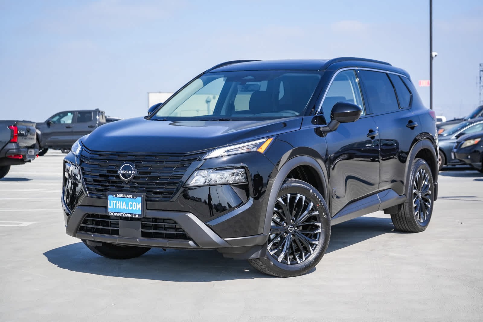 2026 Nissan Rogue Dark Armor