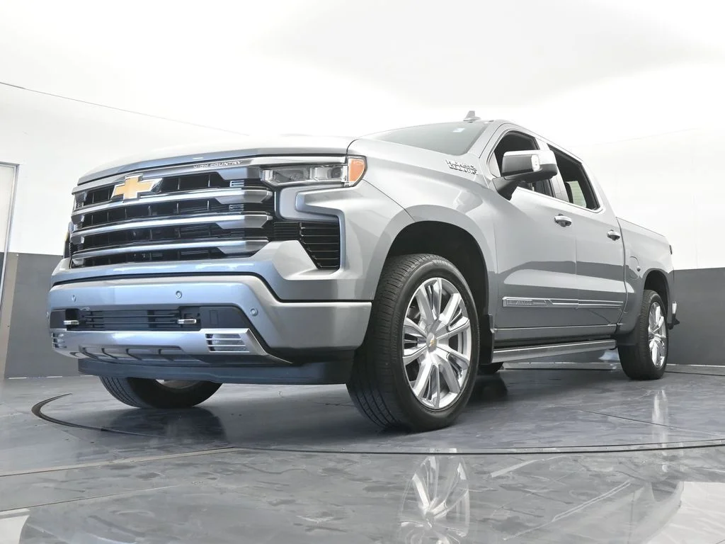 Used 2024 Sterling Gray Metallic Chevrolet High Country image 69