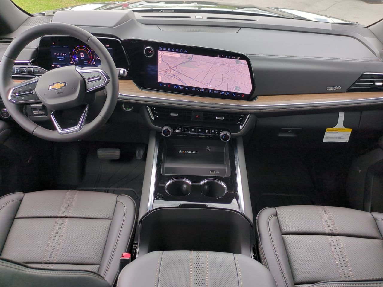 2025 Chevrolet Suburban High Country - Photo 21