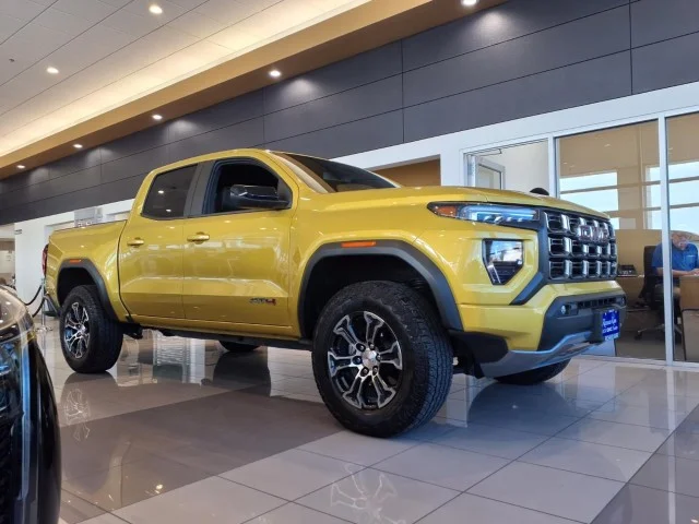 2023 GMC Canyon