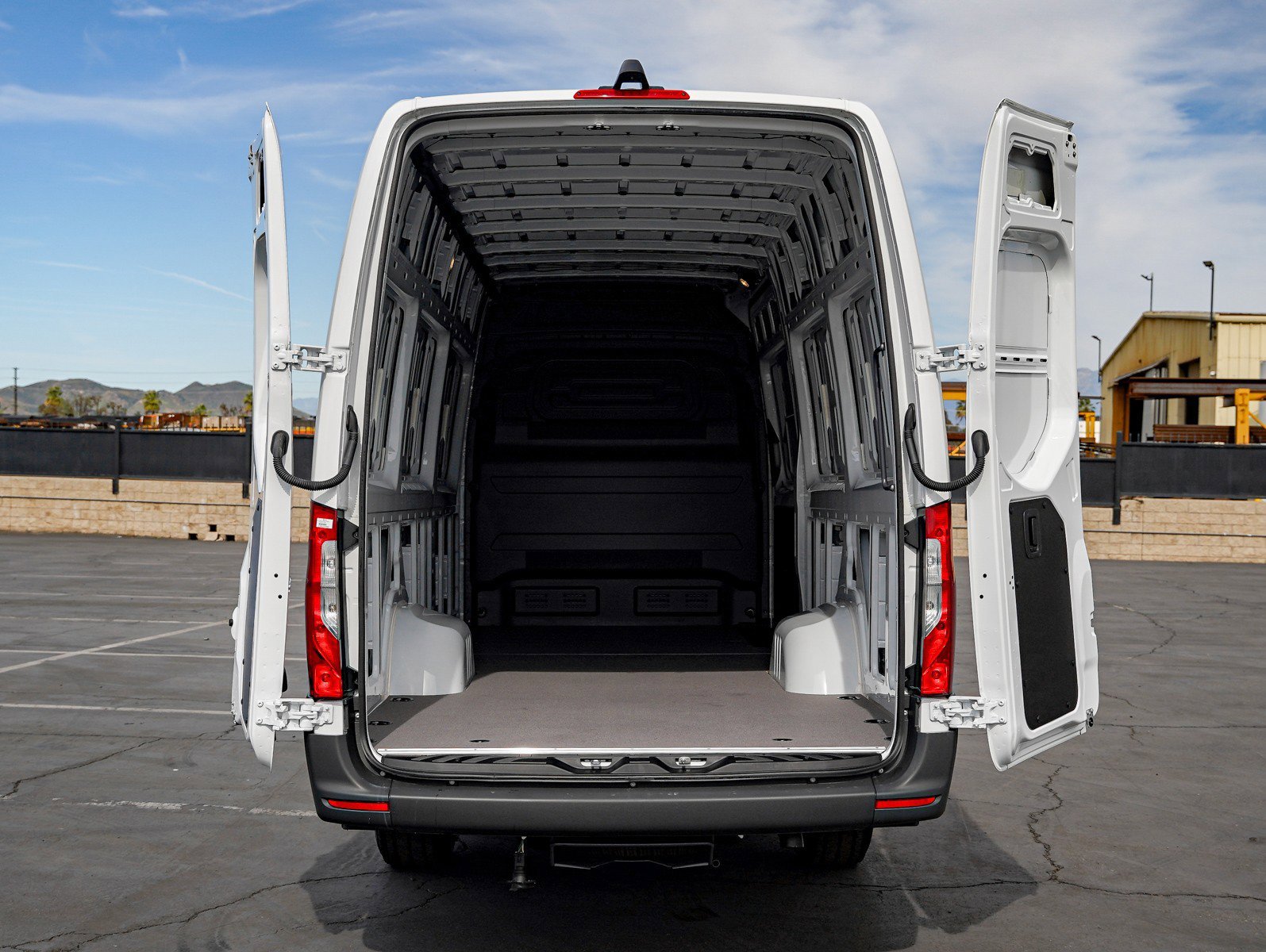 2025 Mercedes-Benz Sprinter Cargo Van Base - Photo 7