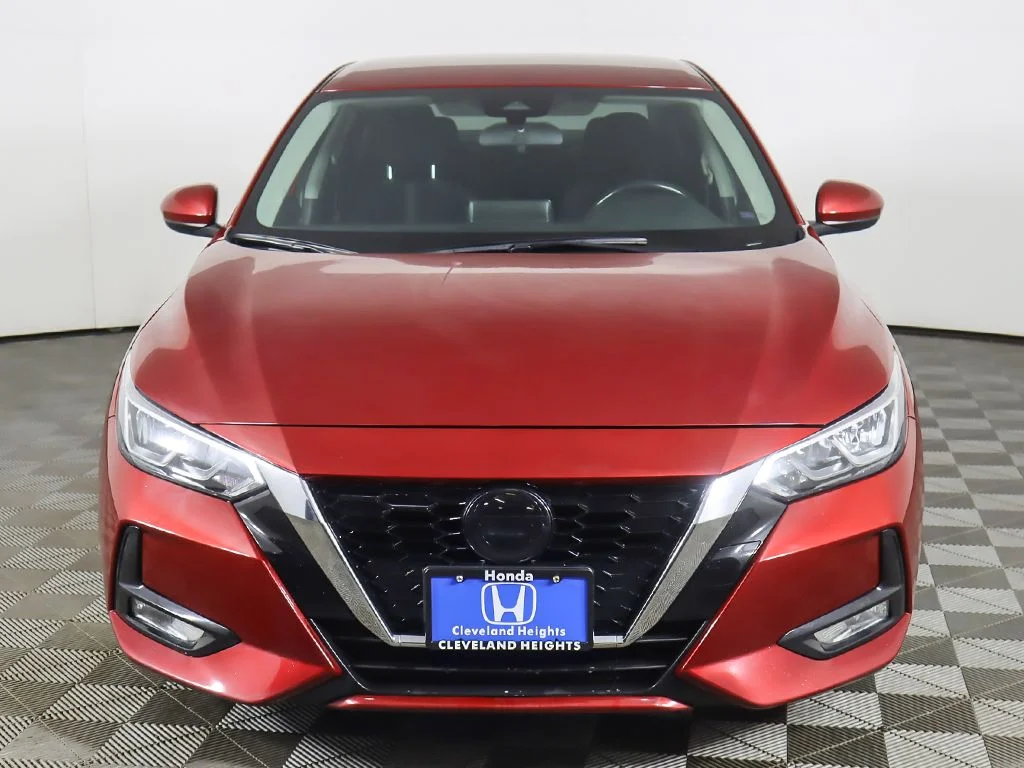 Used 2022 Scarlet Nissan SV image 9