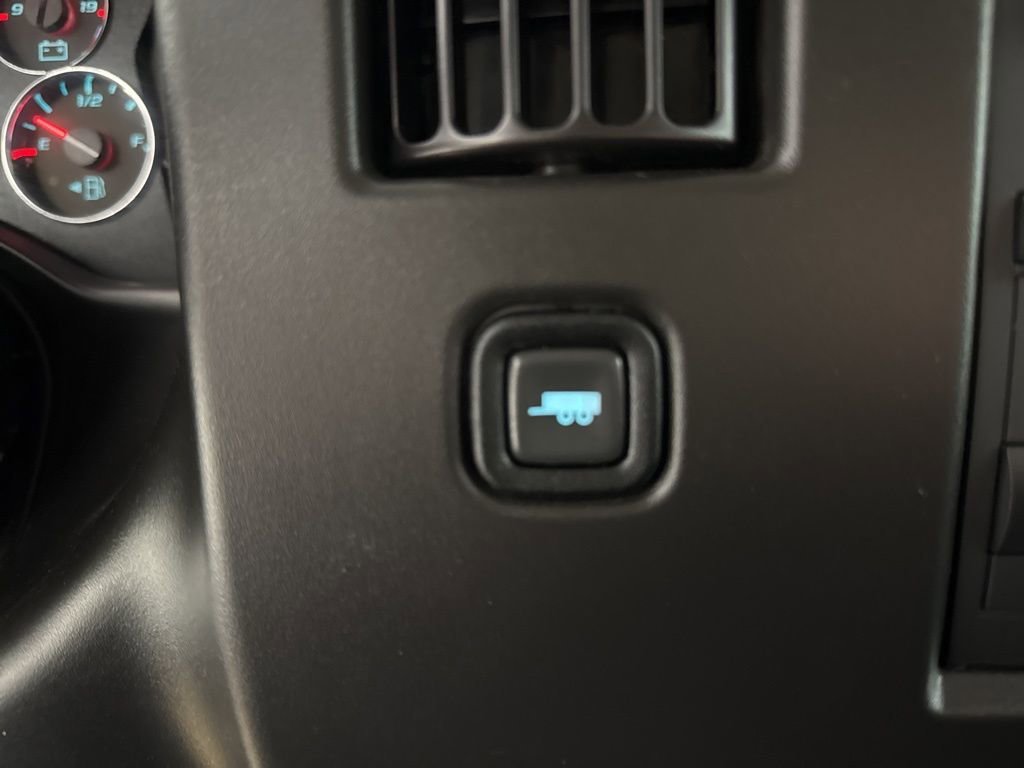 2024 GMC Savana Cargo Work Van - Photo 23