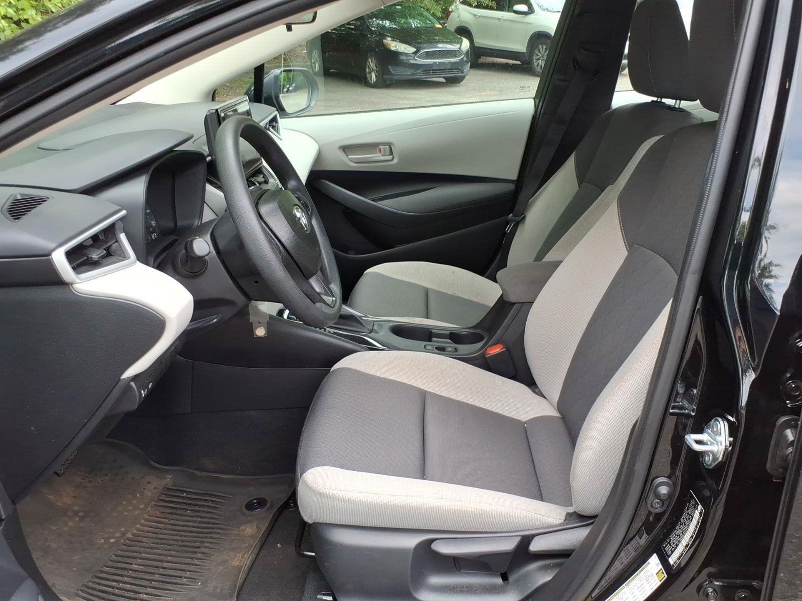 Used 2025 Midnight Black Metallic Toyota LE image 15