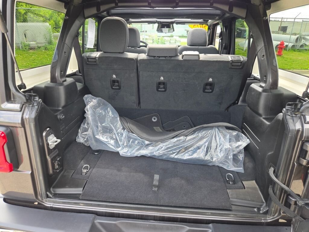 Certified Used 2025 Gray Jeep Sahara 4xe image 15
