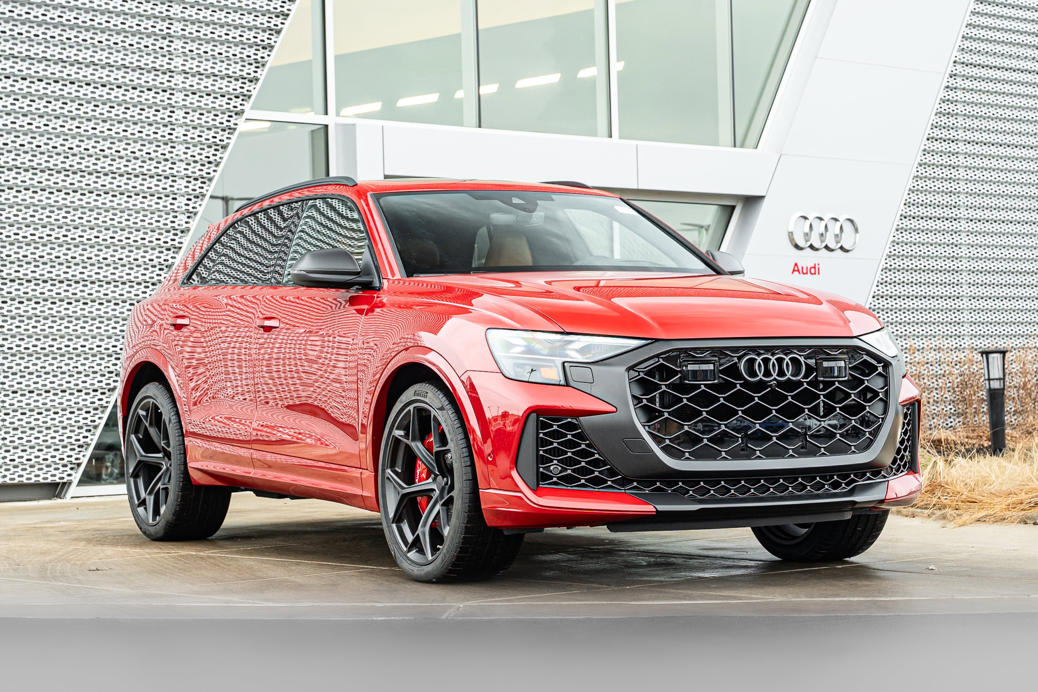 2026 Audi RS Q8 -'s photo