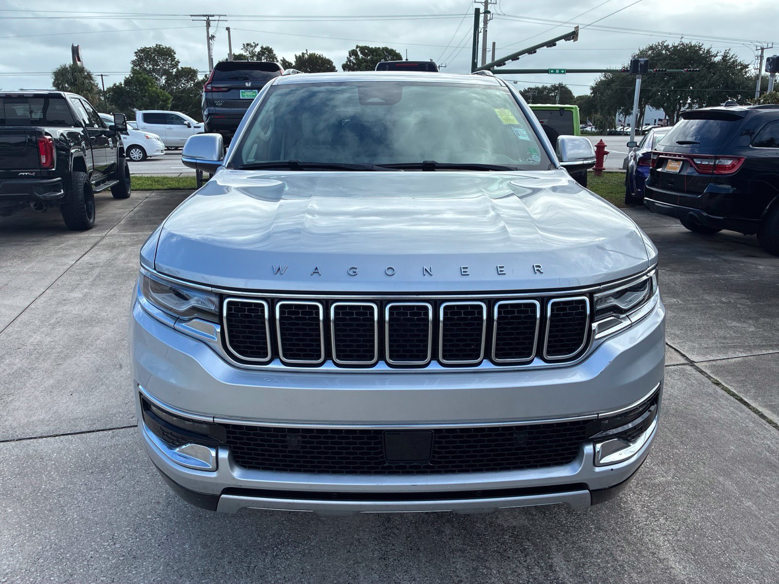 Used 2022 Silver Jeep Series II image 8