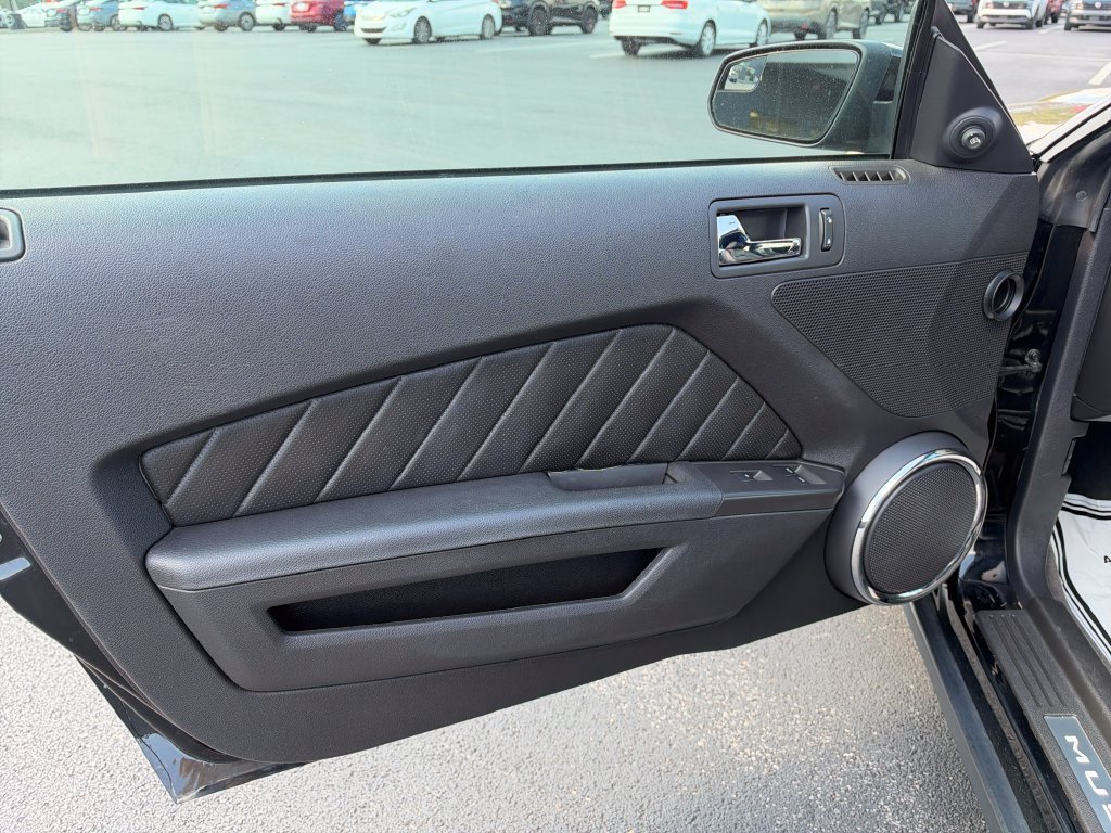Used 2011 Black Ford GT Premium image 12