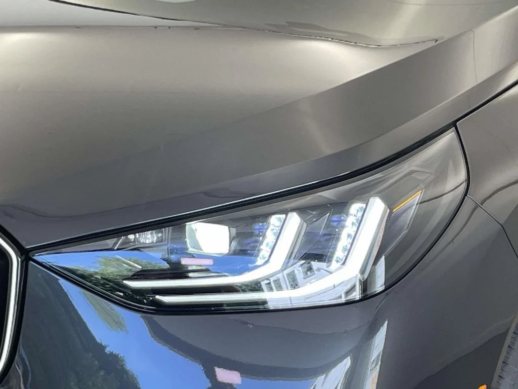 New 2026 Gray BMW 30 xDrive image 9