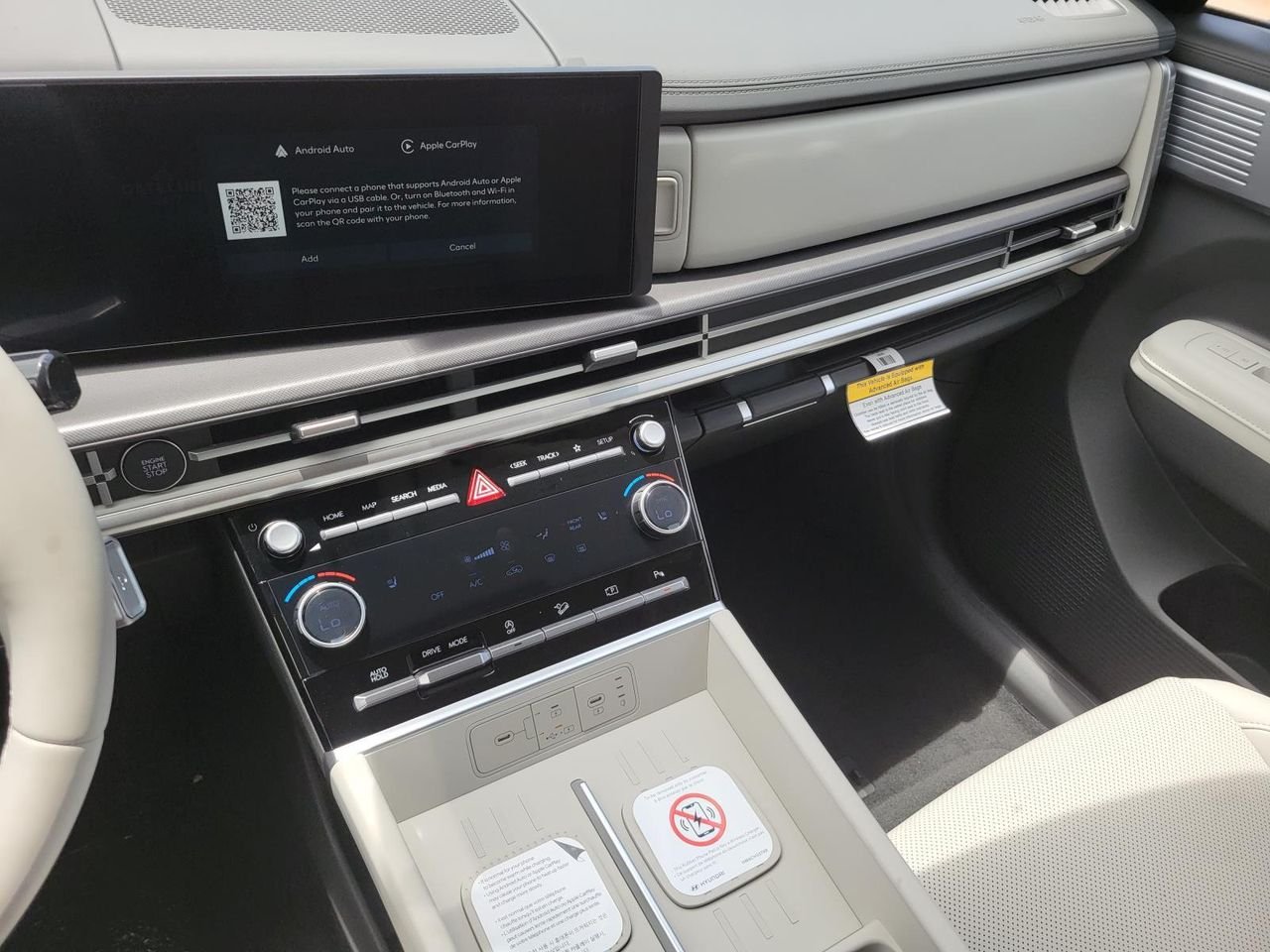 New 2026 Phantom Black Hyundai SEL FWD image 17