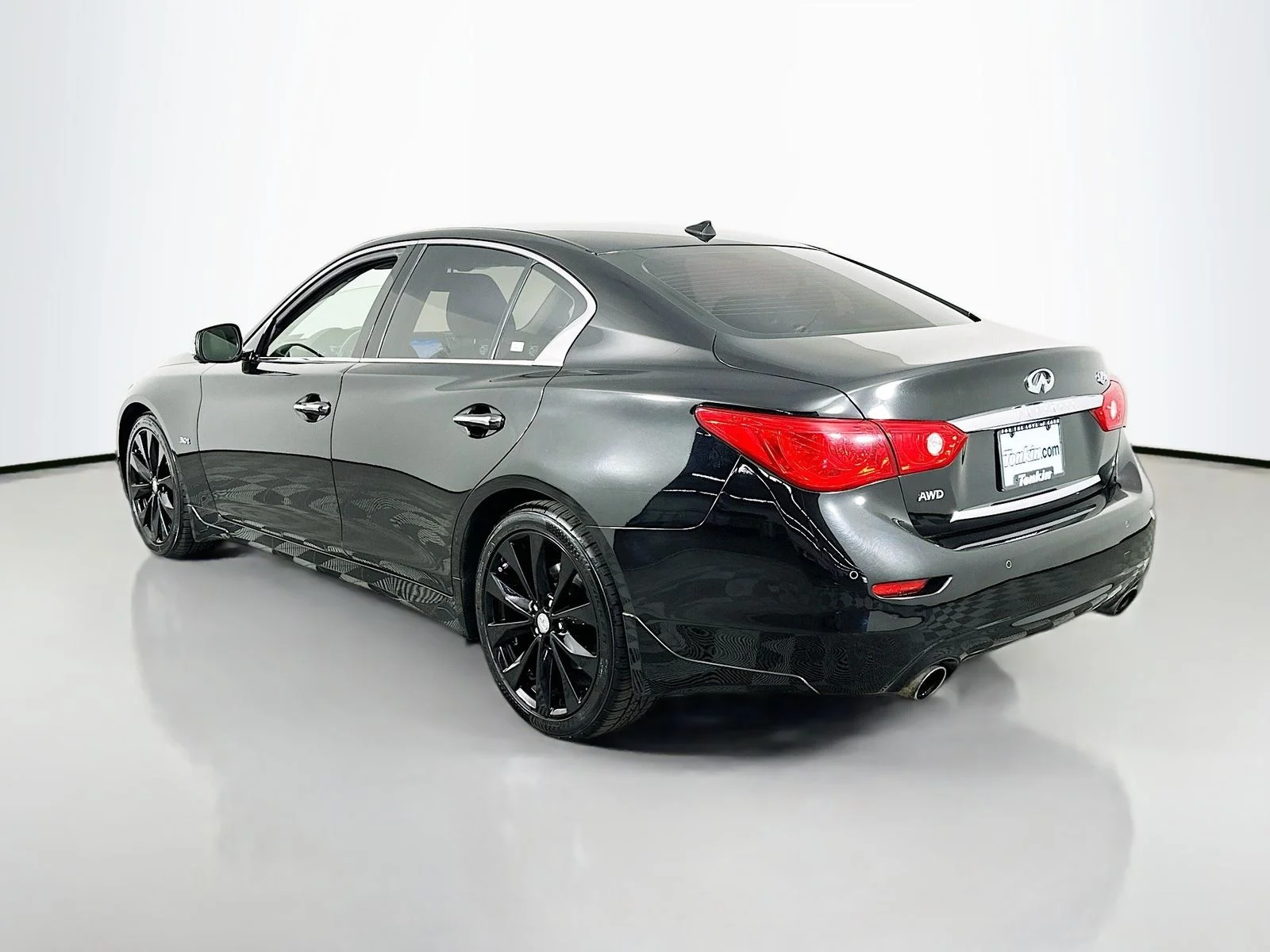 Used 2017 Black Obsidian INFINITI 3.0t Premium image 5