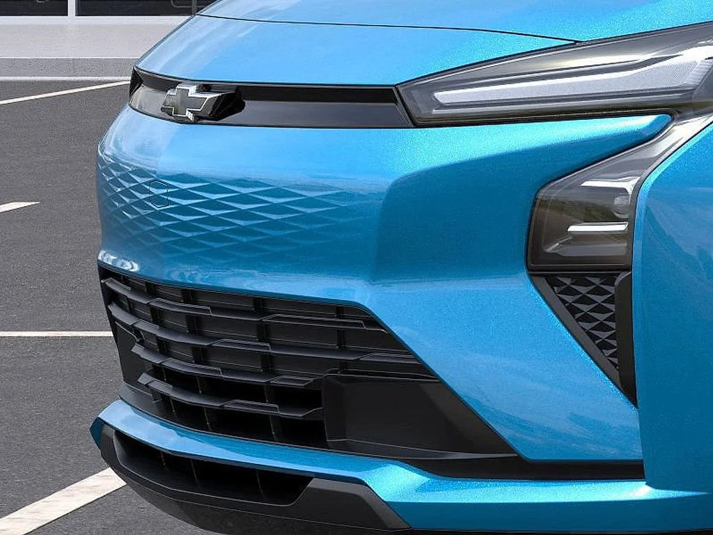 2027 Chevrolet Bolt LT - Photo 13