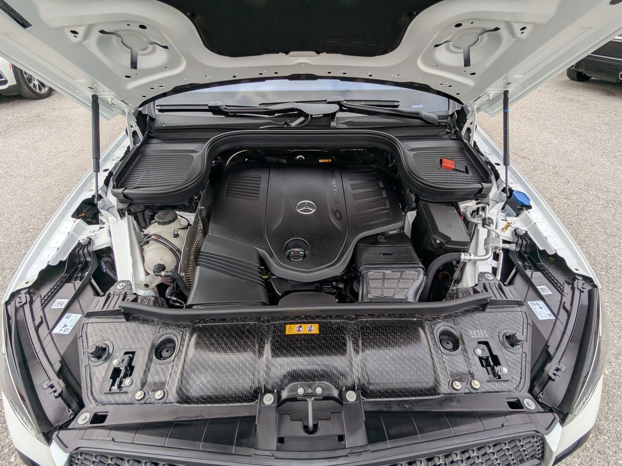 New 2026 Polar White MERCEDES-BENZ GLE 450 image 72