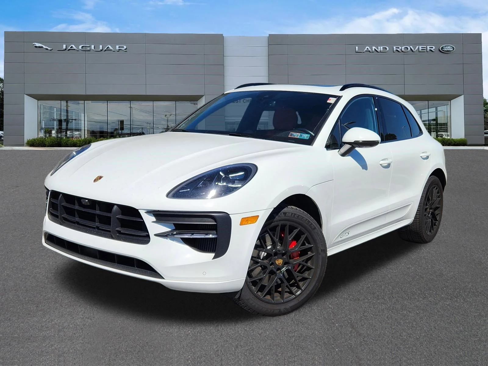 2021 Porsche Macan GTS's photo