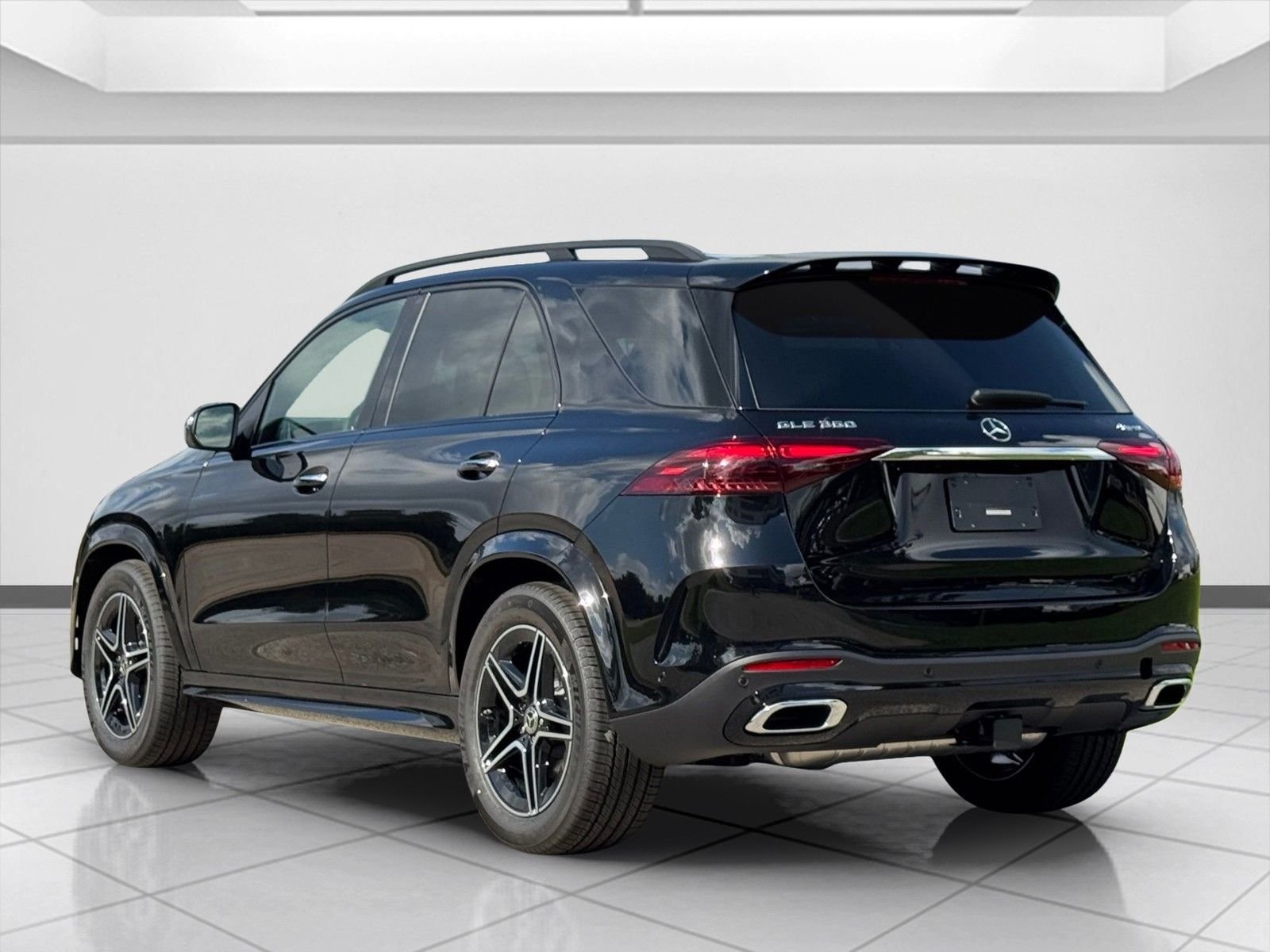 New 2026 Obsidian Black Metallic Mercedes-Benz GLE 350 image 4