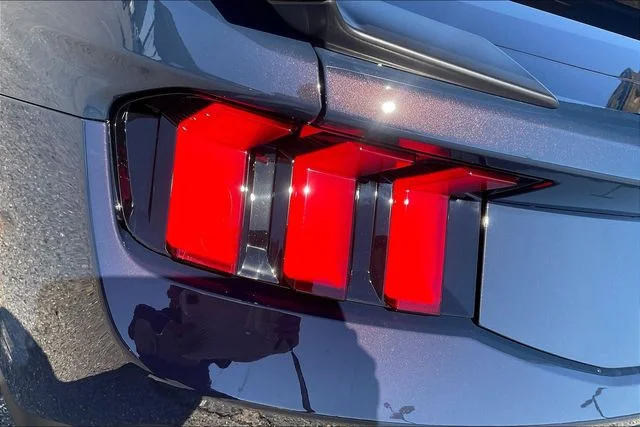 2025 Ford Mustang Dark Horse - Photo 25