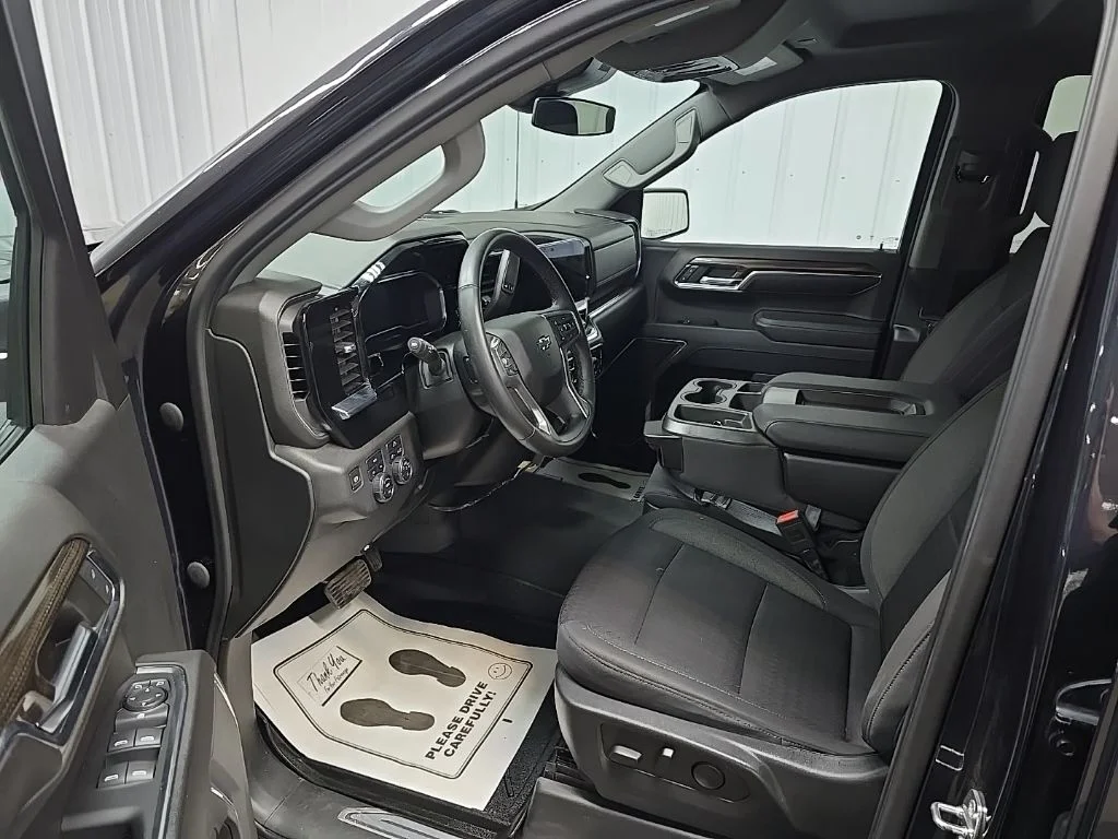 Used 2023 Gray Chevrolet RST image 31