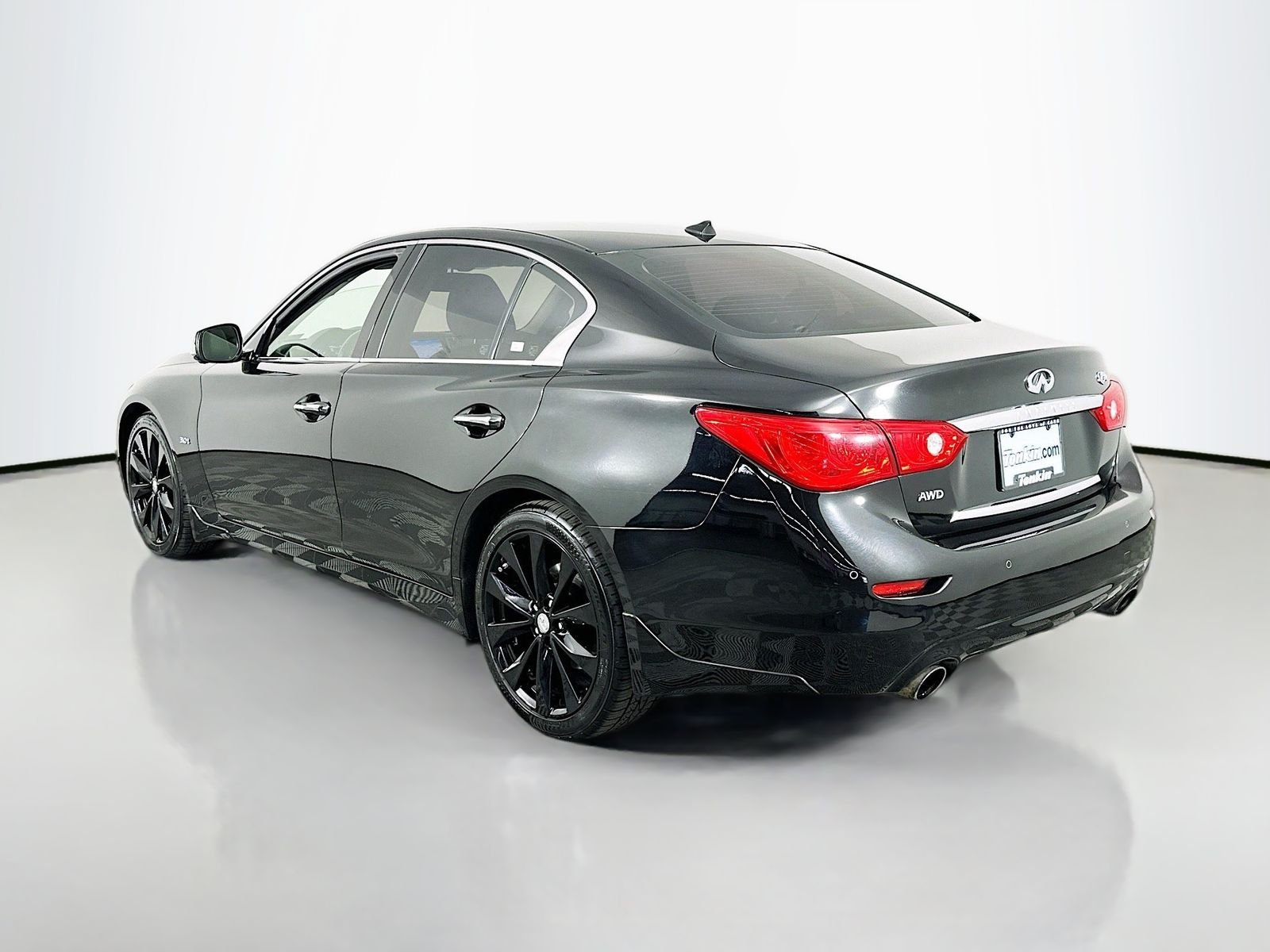 Used 2017 Black Obsidian INFINITI 3.0t Premium image 5