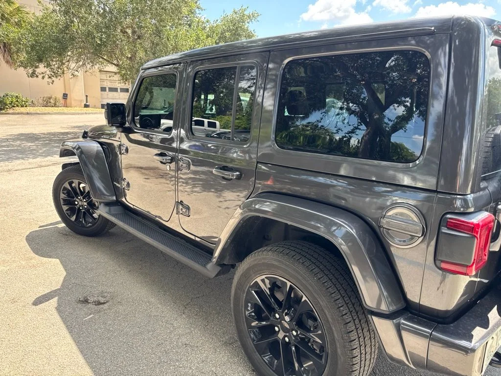 Used 2021 Gray Jeep Unlimited Sahara High Altitude image 5