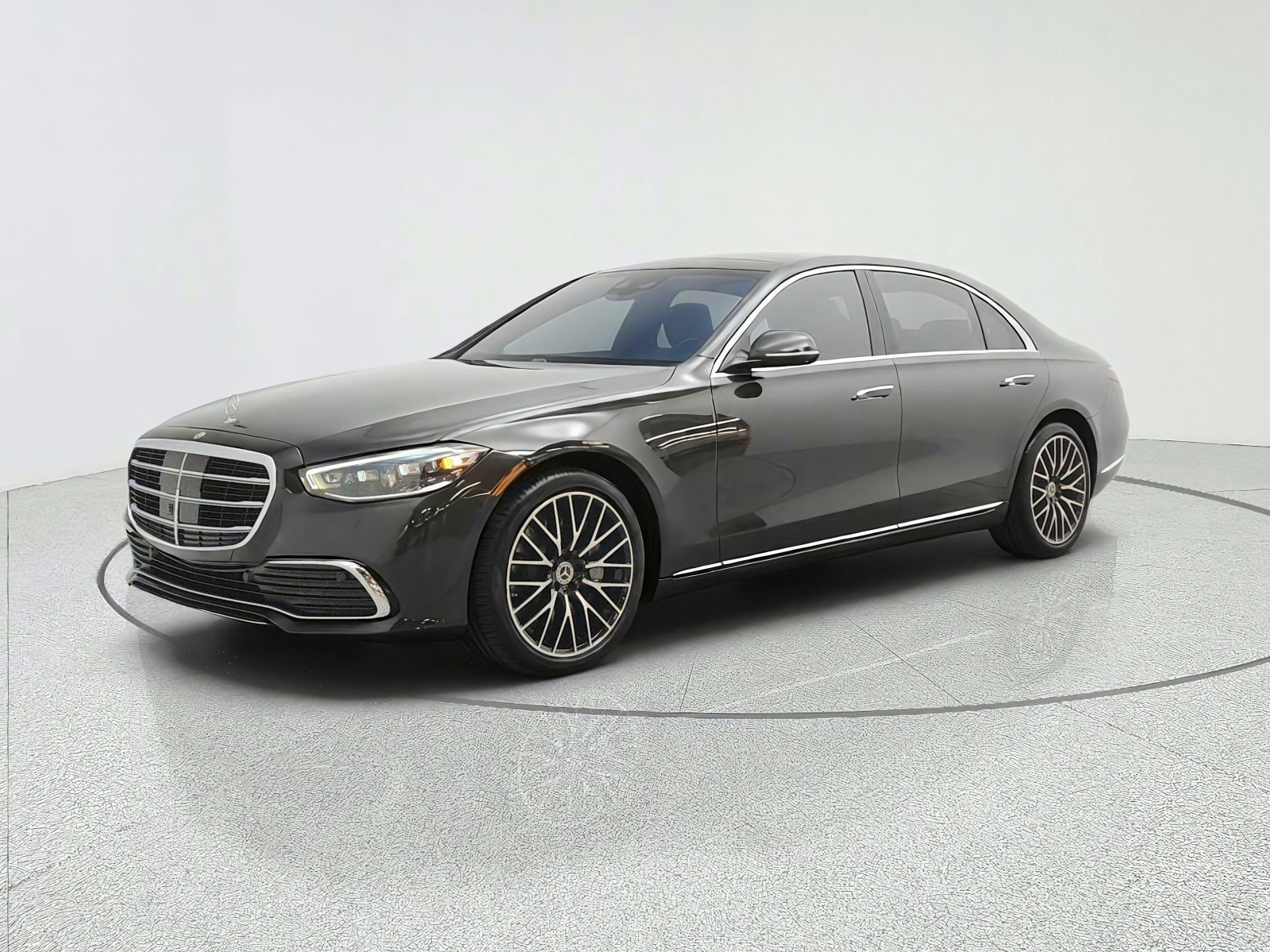 Certified Used 2023 Graphite Grey Mercedes-Benz S 500 4MATIC® Sedan image 1