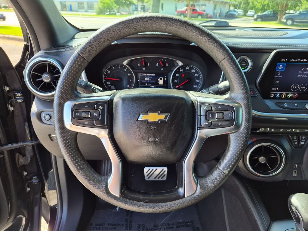 Used 2021 Black Chevrolet LT image 11