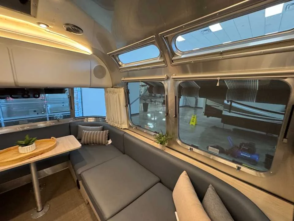 Used 2024 SILVER AIRSTREAM  image 34