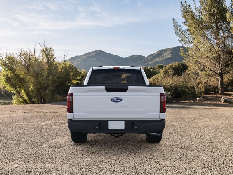New 2026 Oxford White Ford XL image 5