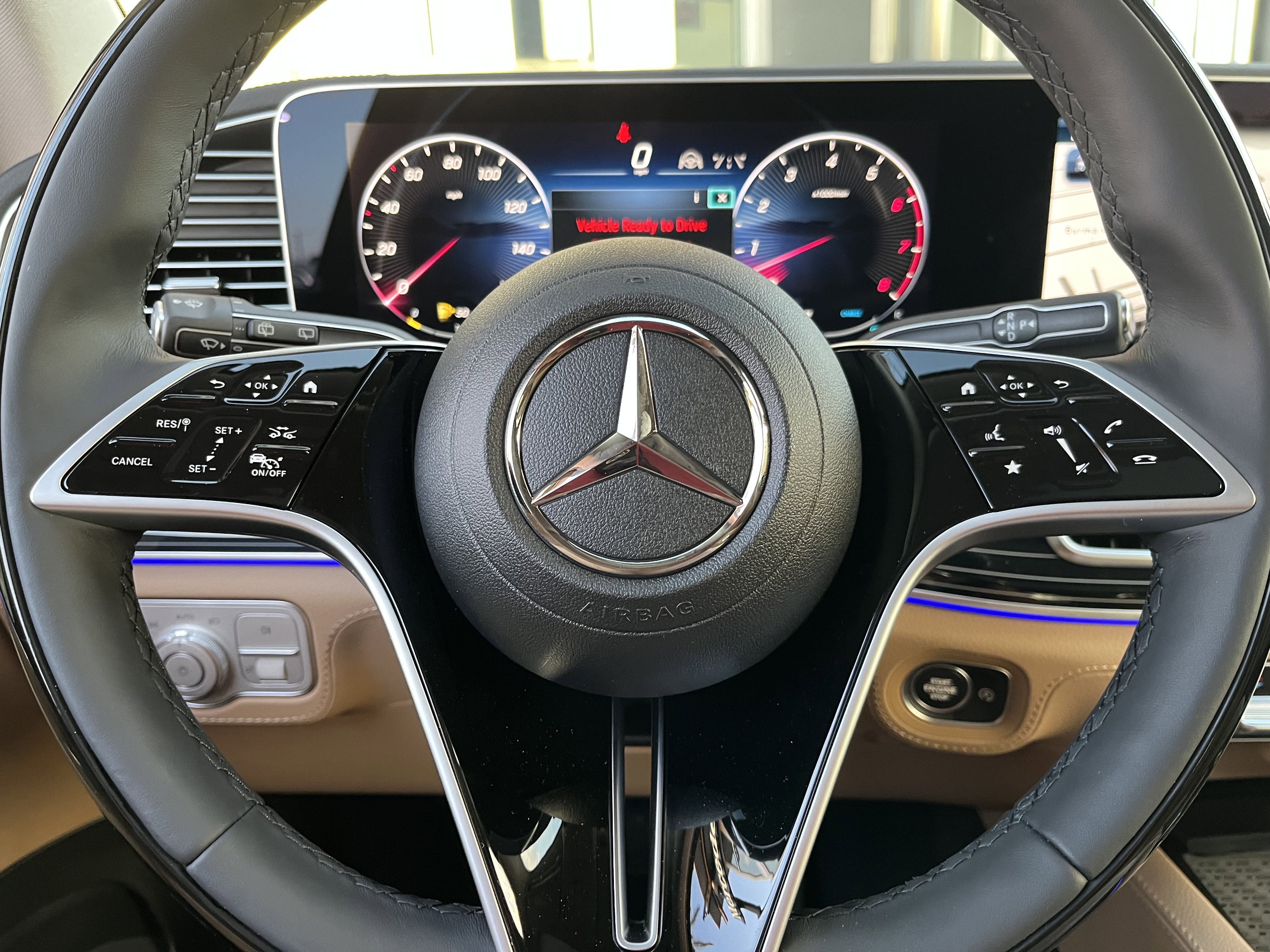 New 2026 MOONLIGHT WHITE Mercedes-Benz GLE 450 image 25