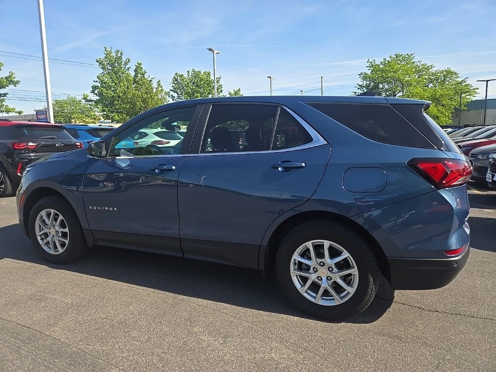 Used 2024 Blue Chevrolet LT image 4