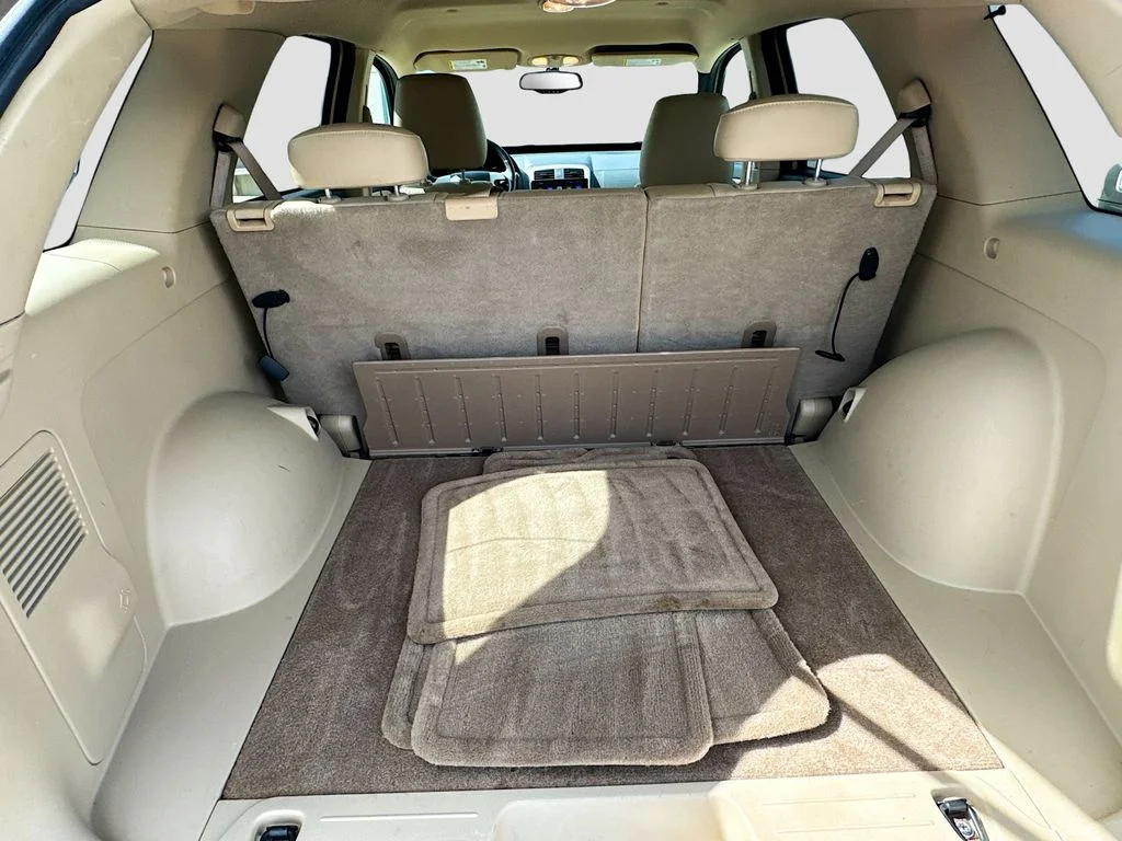 Used 2008 Beige Chevrolet LT image 30