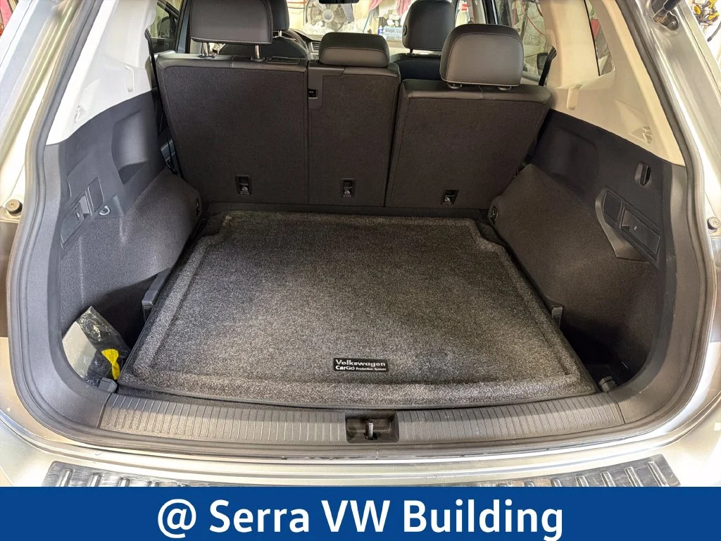 Used 2023 Silver Volkswagen 2.0T SE image 10