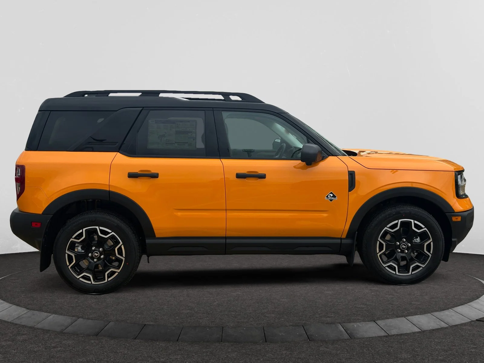 New 2026 Orange Fury Metallic Tri-Coat Ford Outer Banks image 6