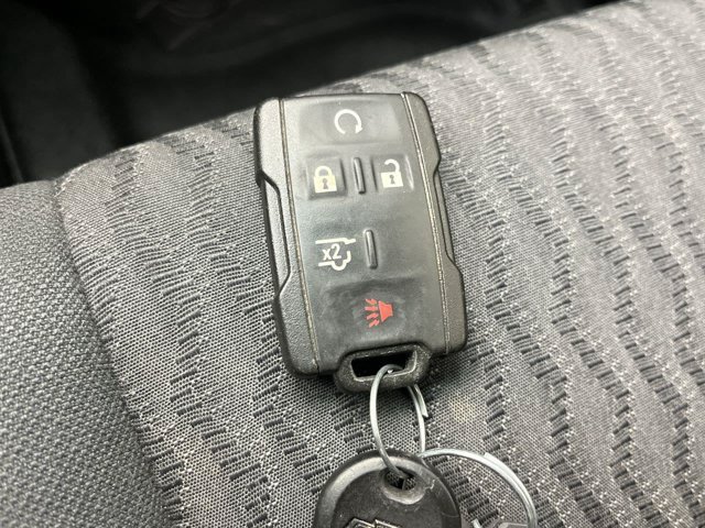 Used 2019 Silver Ice Metallic Chevrolet LS image 29