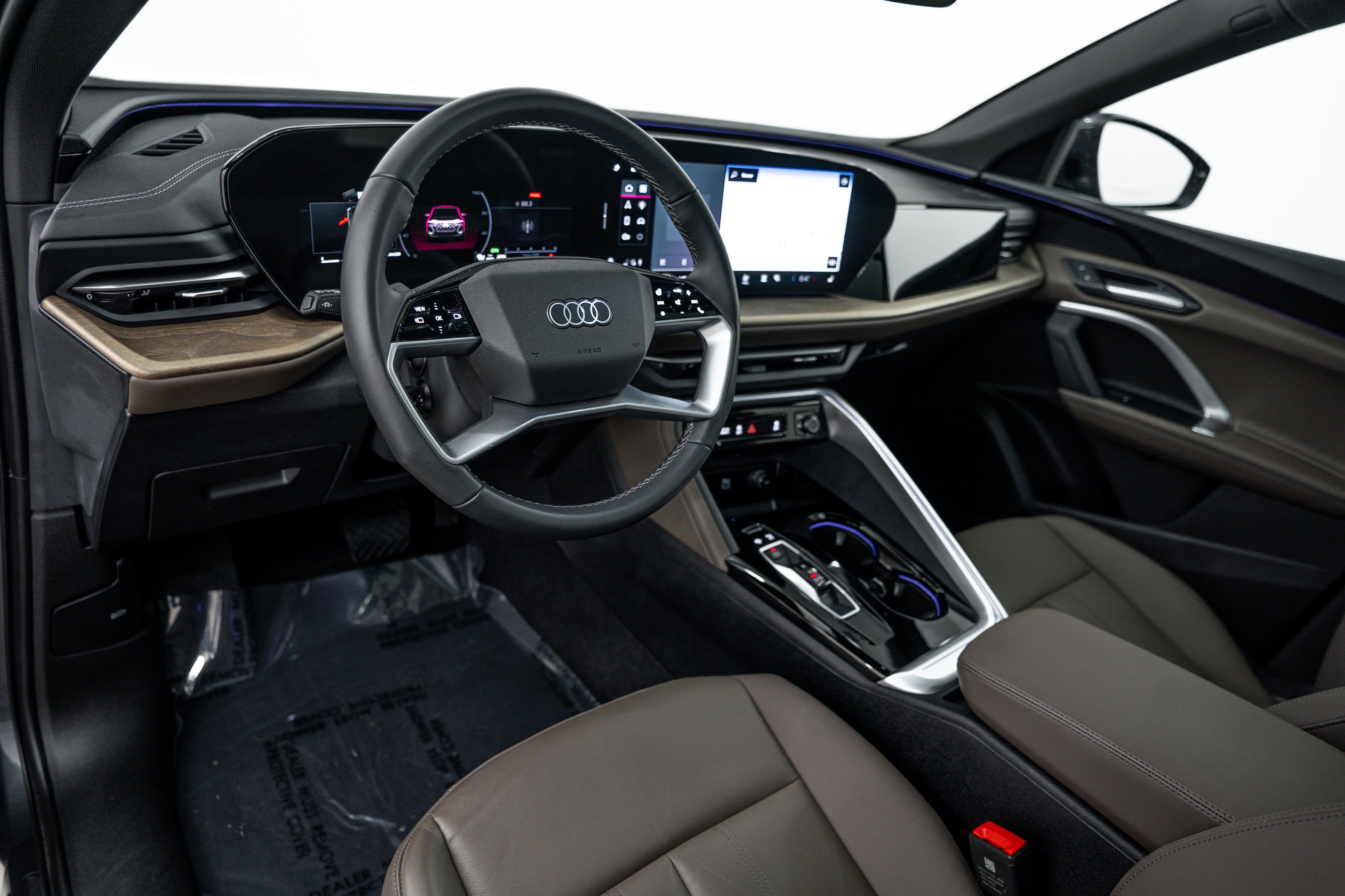 Used 2025 Tambora Gray Metallic Audi Premium image 10