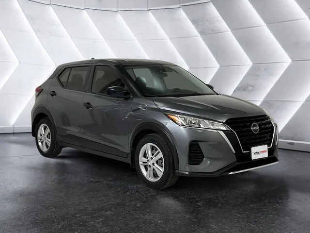 2022 Nissan Kicks S
