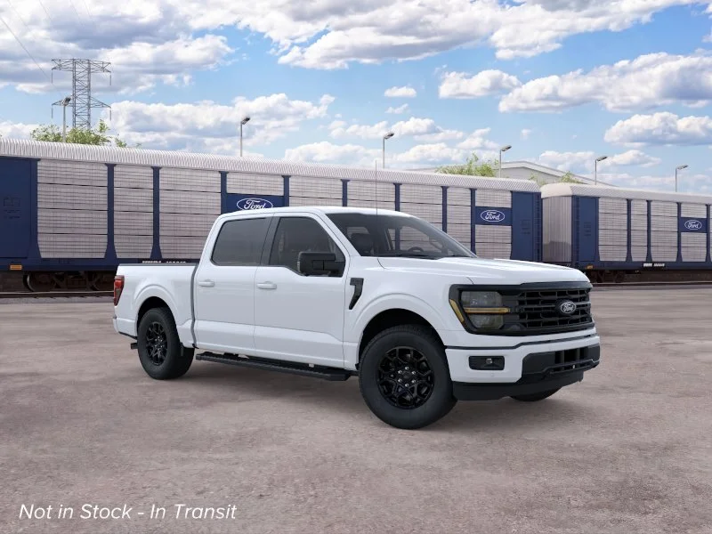 New 2026 Oxford White Ford XLT image 7