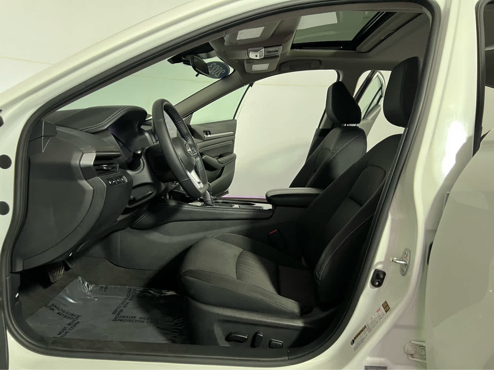 Certified Used 2023 Pearl White Tricoat Nissan 2.5 SV image 22